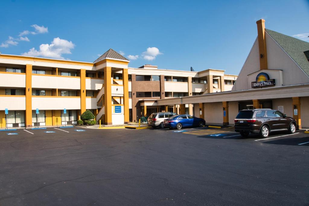 Days Inn by Wyndham Alexandria, Washington DC area